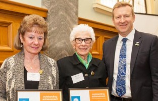 Betty Murray and Lynn Butler receiving Minister of Health Volunteer Awards