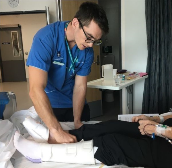 Patient Engagement in Physiotherapy Following Knee Surgery